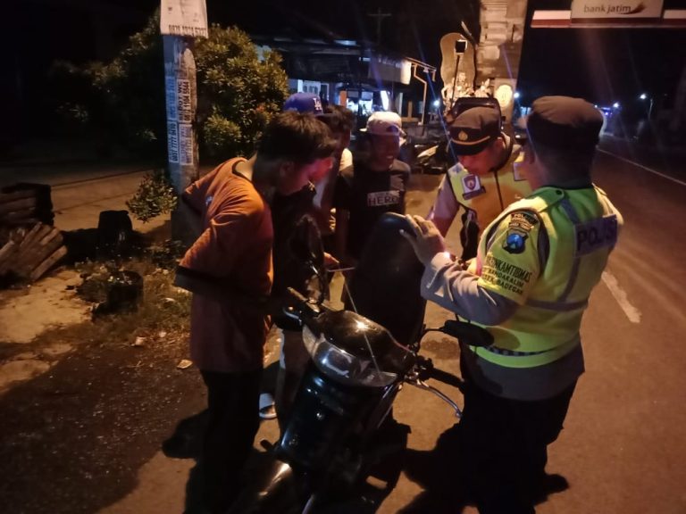 Cipta Kondisi Sitkamtibmas, Polsek Badegan Gelar Razia