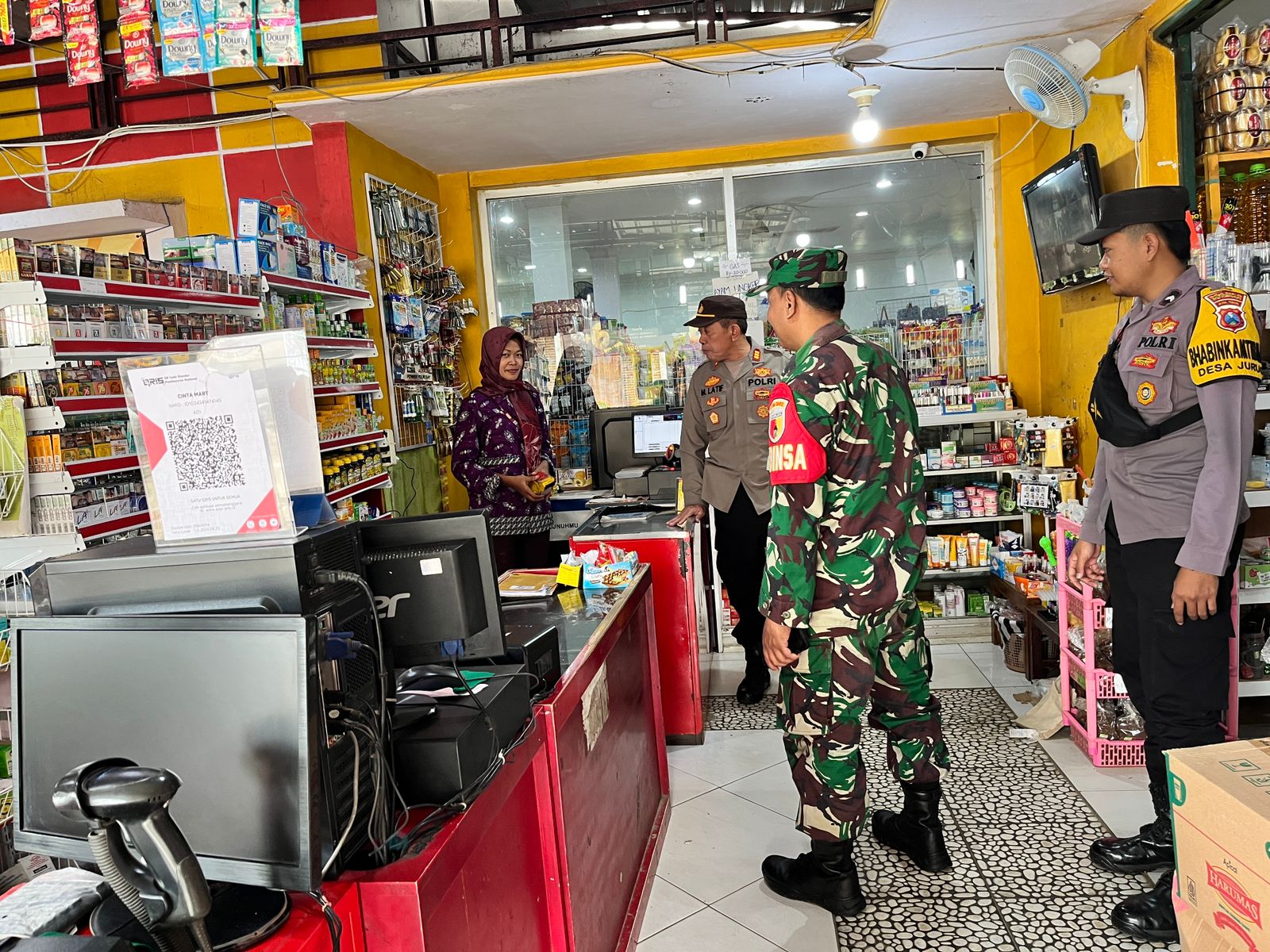 Sinergitas TNI – Polri di Ponorogo Pantau Harga Sembako Jelang Idul Fitri 1446 H