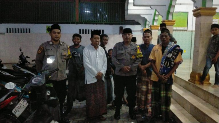 Tarawih Bersama Warga, Polsek Babadan Bangun Kebersamaan dan Ketakwaan