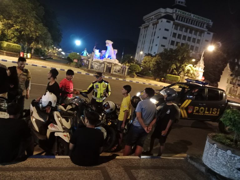 Polisi Amankan 11 Pelajar Yang Akan Perang Sarung di Ponorogo