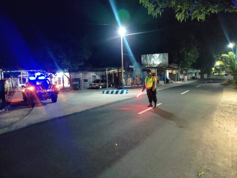 Polsek Sampung Gelar Patroli Sahur on The Road, Wujudkan Ramadhan Aman dan Nyaman