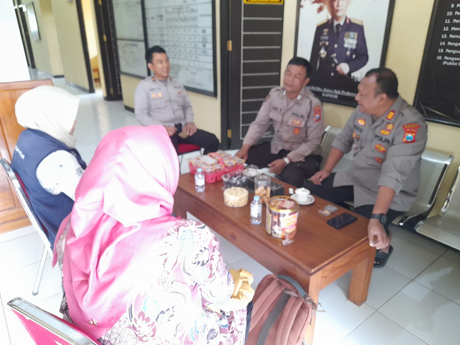 Kapolsek Pulung Pererat Hubungan Dengan Tokoh Masyarakat Melalui Program Nusantara Cooling System