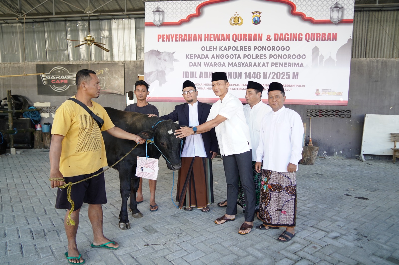 Polres Ponorogo Gelar Rangkaian Kegiatan Idul Adha 1446 H, Salurkan 1.190 Paket Daging Qurban