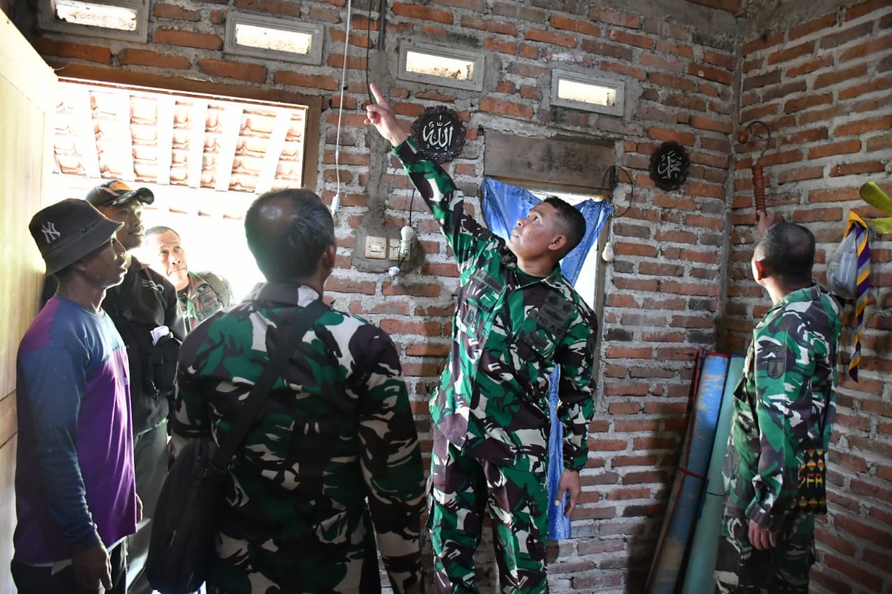 Program RTLH Harus Tepat Sasaran, Dandim Ponorogo Cek Langsung Kondisi Rumah