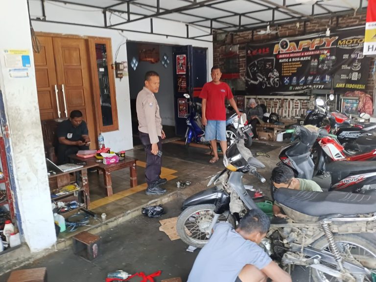 POLSEK JENANGAN GELAR PATROLI PRESISI DALAM RANGKA CIPTAKAN HARKAMTIBMAS AMAN DAN KONDUSIF