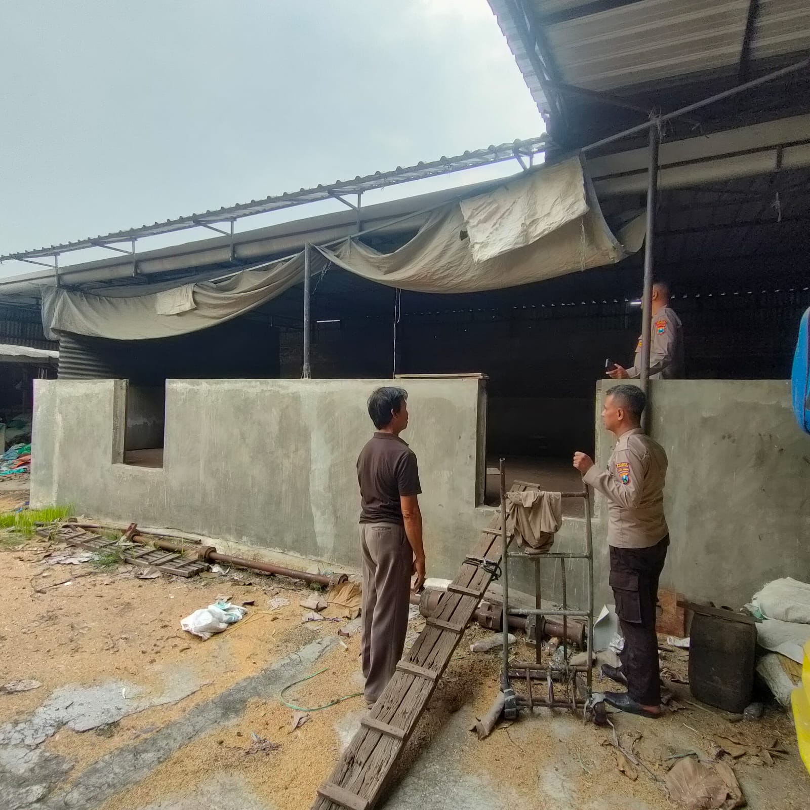 Polres Ponorogo Dukung Ketahanan Pangan, Polsek Sukorejo Laksanakan Pengecekan Tempat Pengering Jagung di Kec.Sukorejo