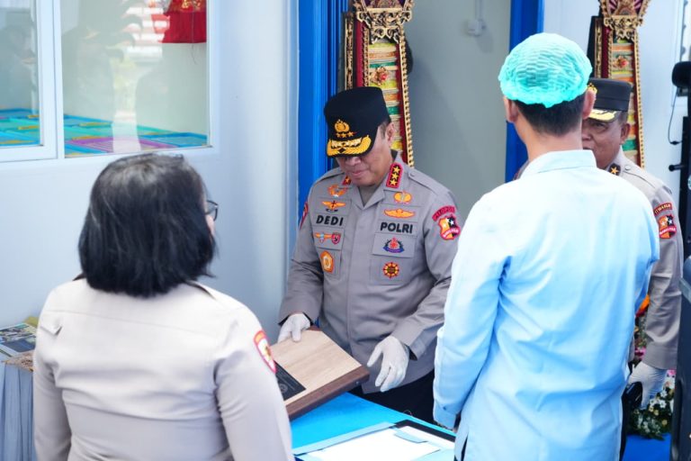Pentingnya Inovasi Menu Bergizi Lokal dengan Rasa yang Disukai Anak-anak Penerima Manfaat SPPG Plawa Polda Bali