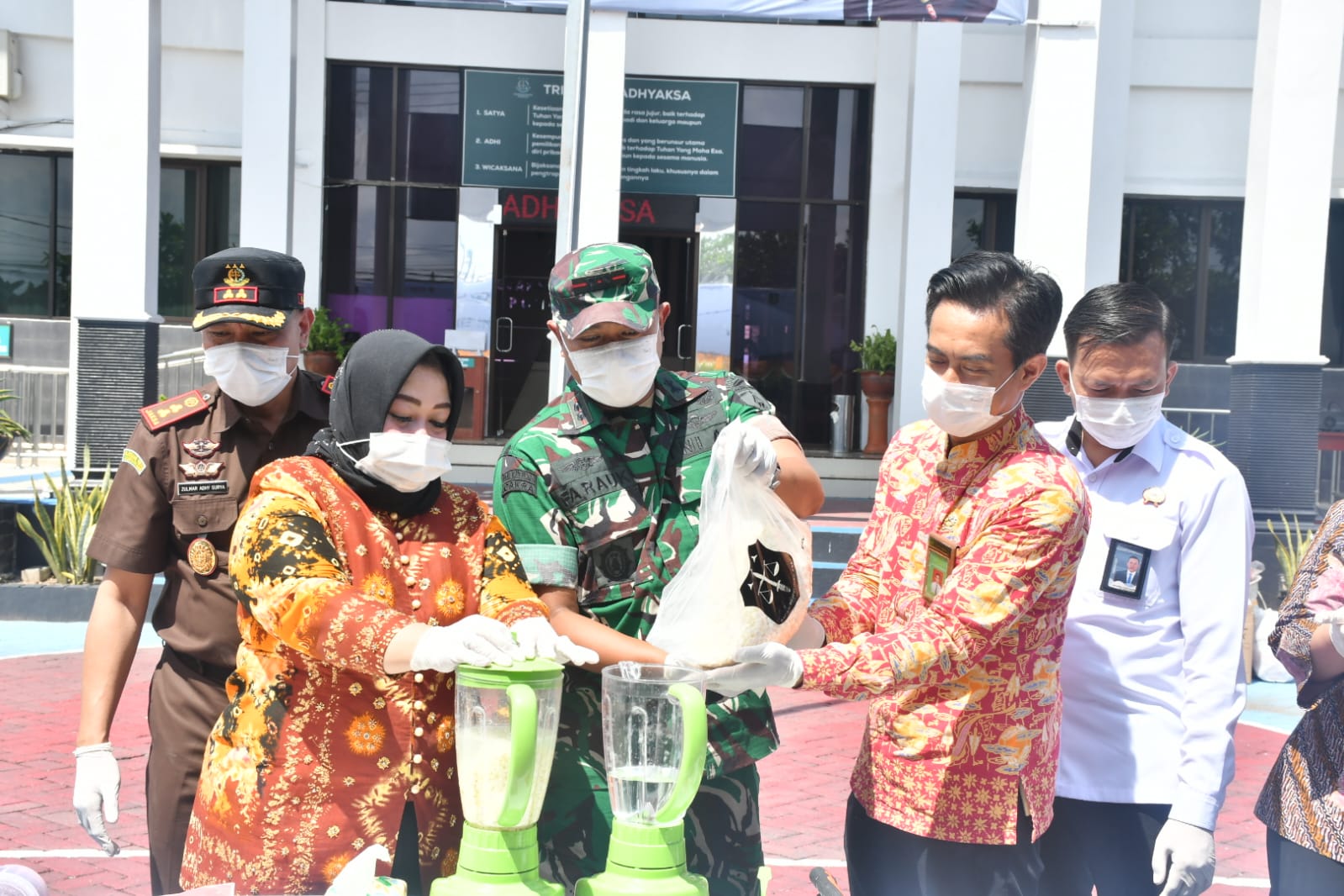 Dandim Ponorogo Hadiri Pemusnahan Barang Bukti di Kejari Ponorogo