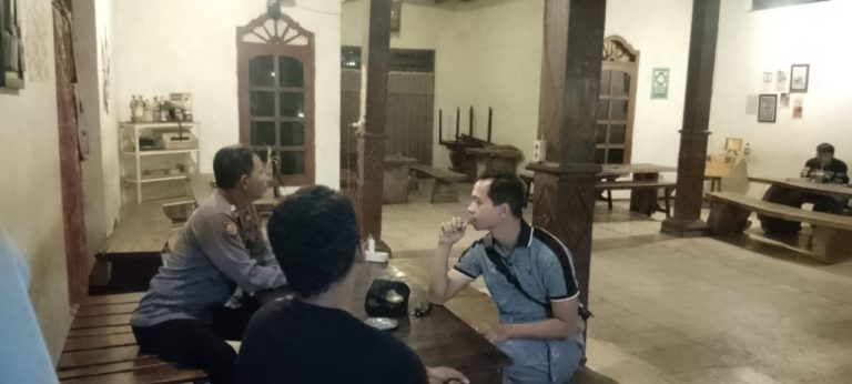 Polsek Balong Intensifkan Patroli Harkamtibmas untuk Antisipasi Premanisme dan 3C