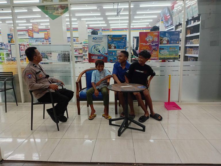 Kapolsek Slahung Hadiri Doa dan Ziaroh Makam Bupati Gading Djojonegoro dalam Rangka Gelar Budaya Djojonegoro