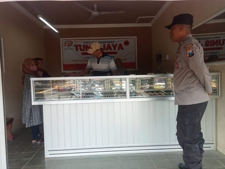 Polsek Jambon Laksanakan Patroli Kewilayahan Antisipasi Gangguan Kamtibmas