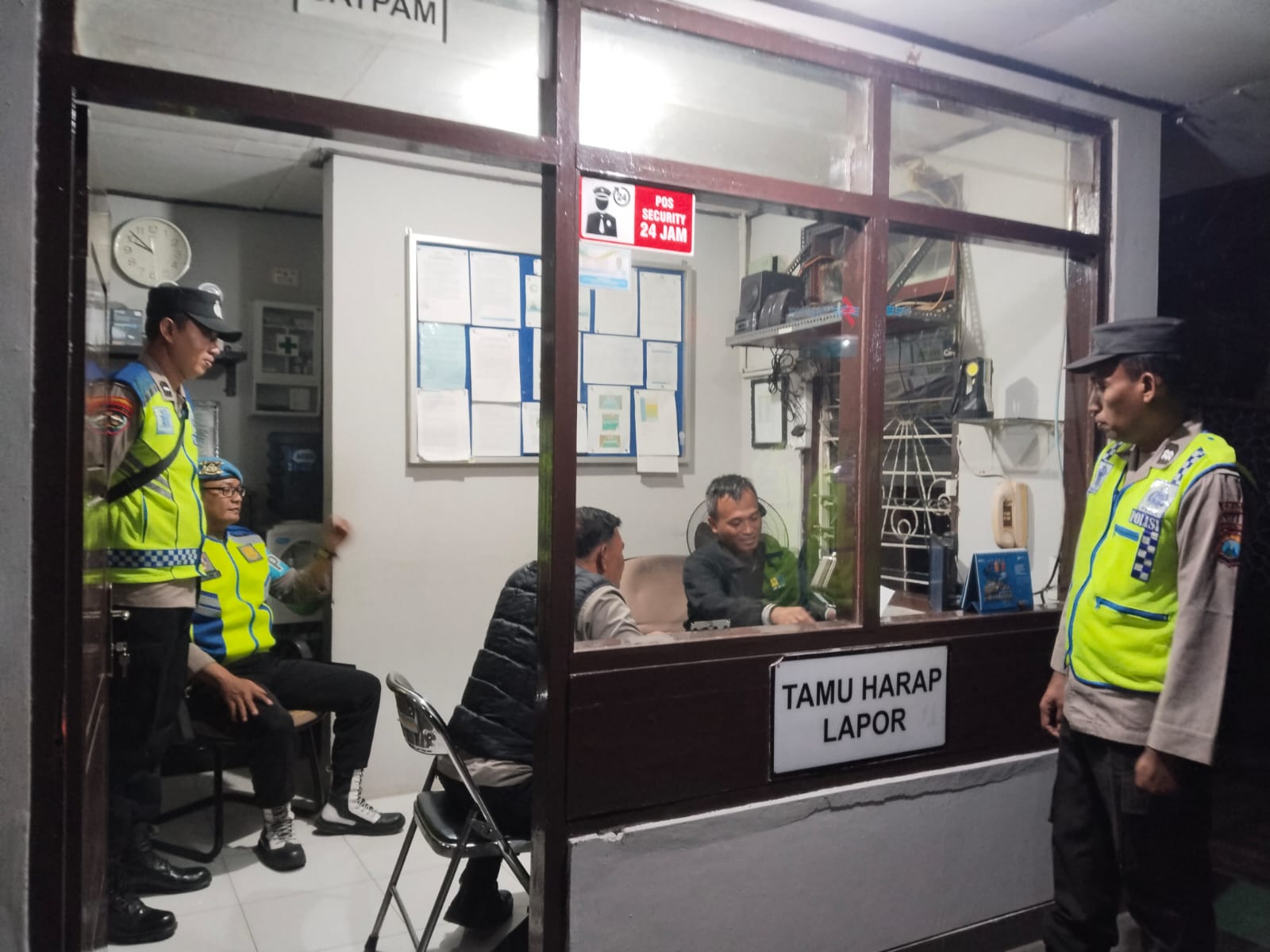 Patroli Blue Light Polsek Ngebel Jaga Kondusivitas, Antisipasi 3C dan Bencana Alam