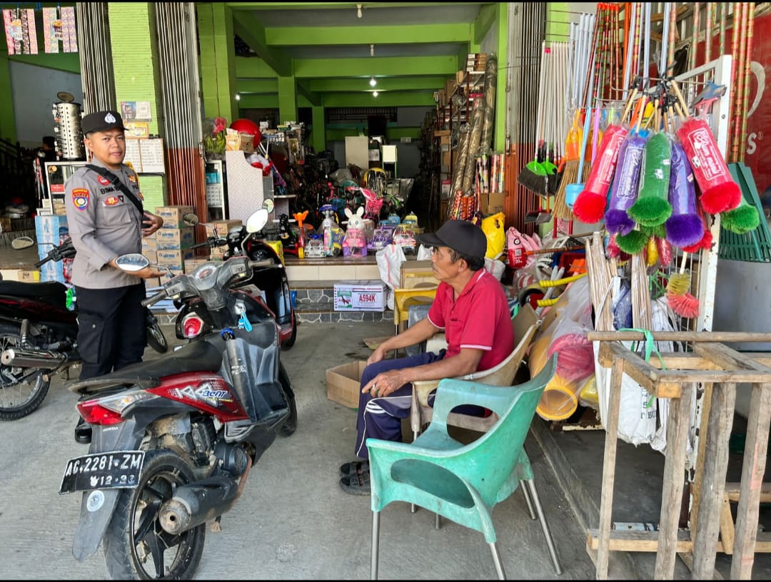 Patroli Harkamtibmas KRYD Polsek Sooko Jaga Kondusivitas Wilayah