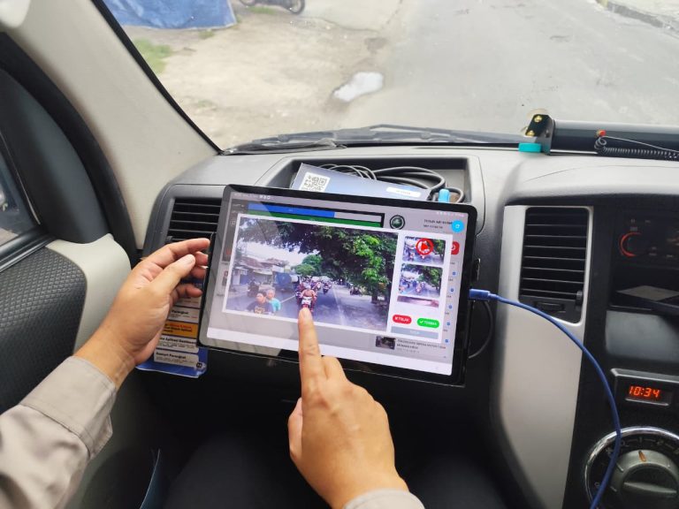 Polres Gresik Sasar Titik Rawan Selama Operasi Zebra 2025 Gunakan ETLE Incar