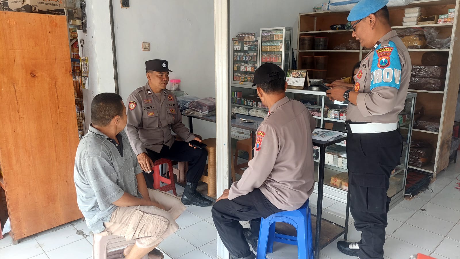 POLSEK NGEBEL GELAR PATROLI KRYD ANTISIPASI 3C DAN POTENSI BENCANA ALAM