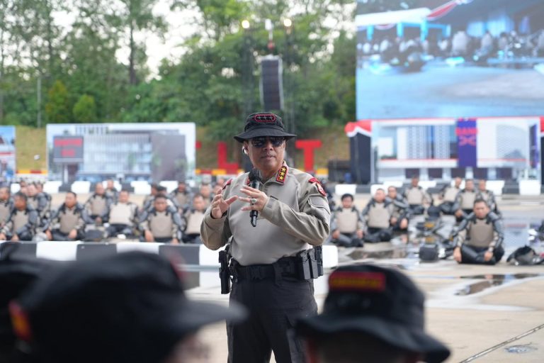Polri Perkuat Model Pelayanan Unjuk Rasa Berbasis Standar HAM Internasional, Wakapolri: “Kita Sesuaikan dengan Best Practice Negara Maju”
