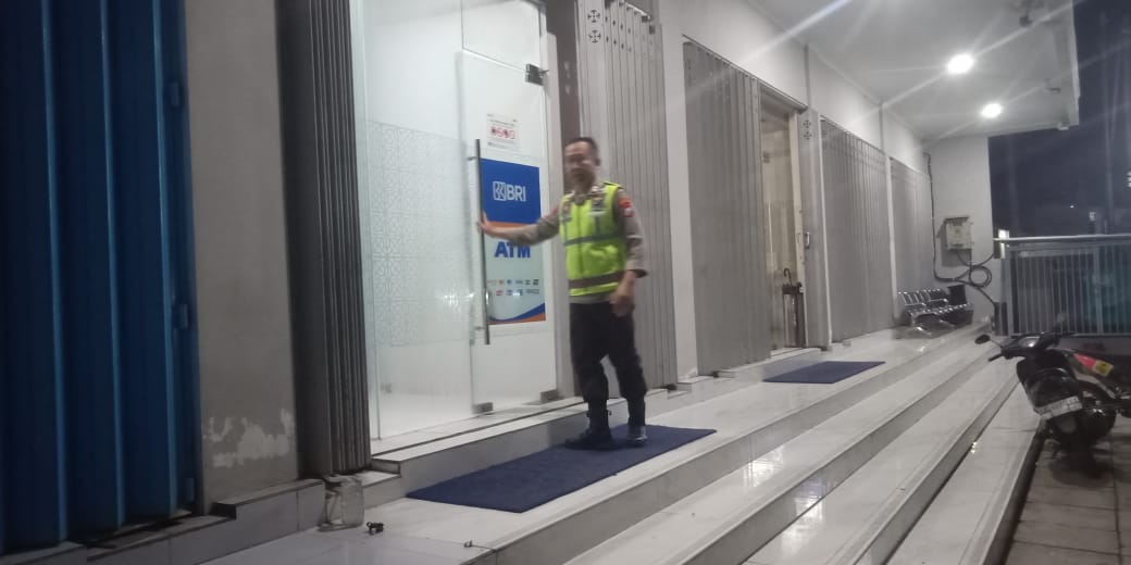 Polsek Sooko Gelar Patroli Presisi KRYD Antisipasi Guantibmas dan Ciptakan Situasi Kondusif