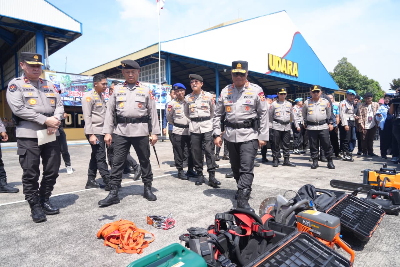 Polri Kerahkan Pasukan ke Aceh, Sumut, dan Sumbar — Percepatan Tanggap Bencana & Dukungan Penanganan Lapangan