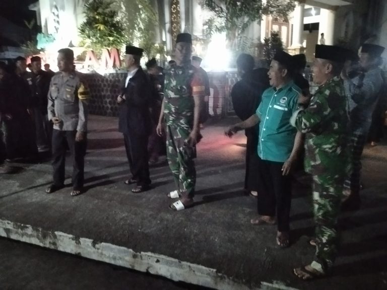 Jalin Soliditas, FKPSB Kec. Sooko Gelar Doa Bersama Untuk Mendiang Ketua PSHW-TM