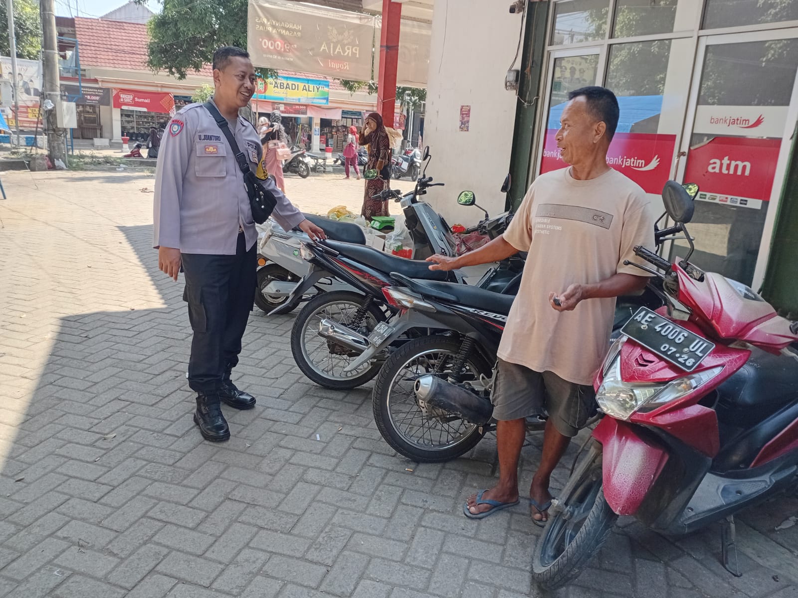 Polsek Bungkal Gelar Patroli Presisi KRYD Antisipasi Sitkamtibmas di Wilayah Hukum Bungkal