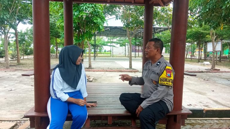 Patroli Sambang Dialogis Ciptakan Sukorejo Yang Kondusif