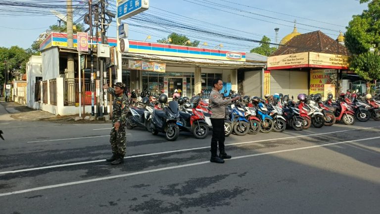 PENGAJIAN RUTINAN AHAD PON PCNU PONOROGO BERLANGSUNG KHIDMAT DAN LANCAR
