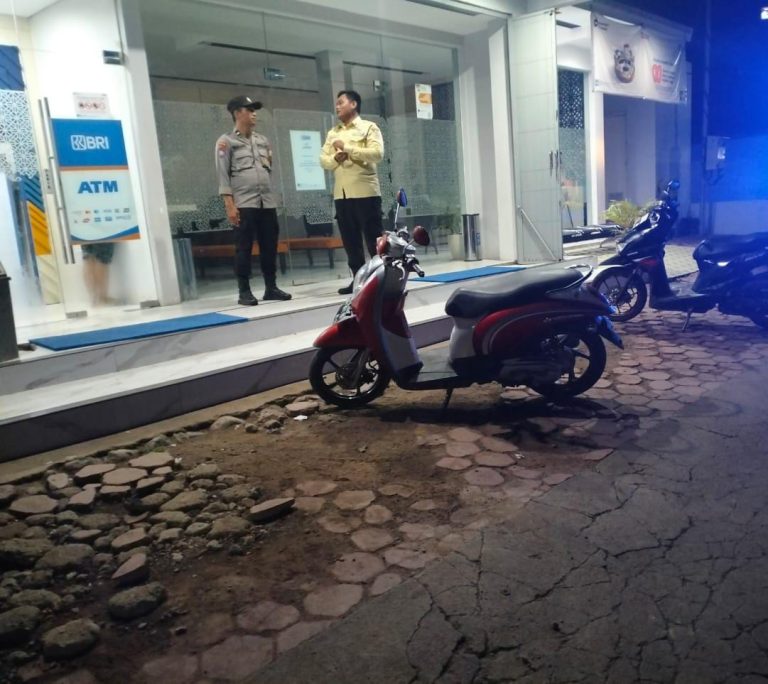 POLSEK JAMBON GELAR PATROLI BLUE LIGHT ANTISIPASI 3C DAN BALAP LIAR DI WILAYAH HUKUM JAMBON