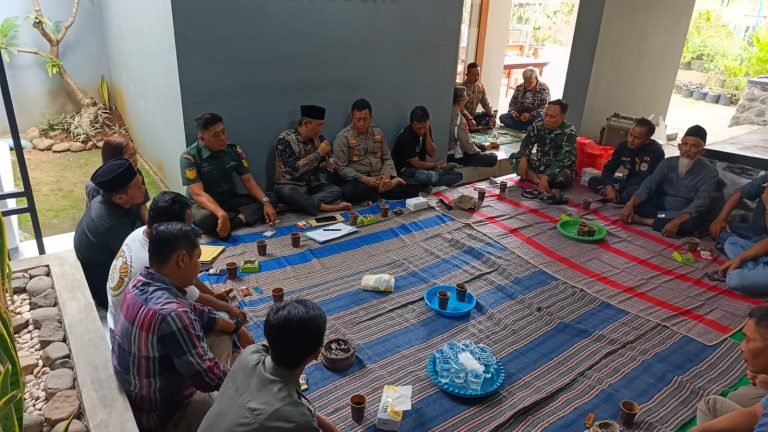 Jelang BRB Dan Natal Bersama 2025, Polsek Sooko dan FKPSB Perkuat Sinergi Jaga Kondusifitas