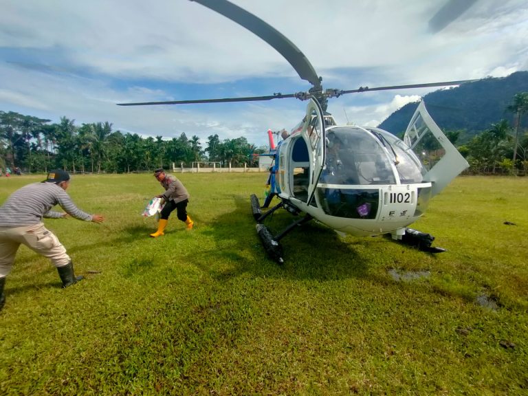 Polri Hadir di Tengah Bencana, Bantuan Terus Dikirim ke Aceh Tamiang dan Aceh Timur