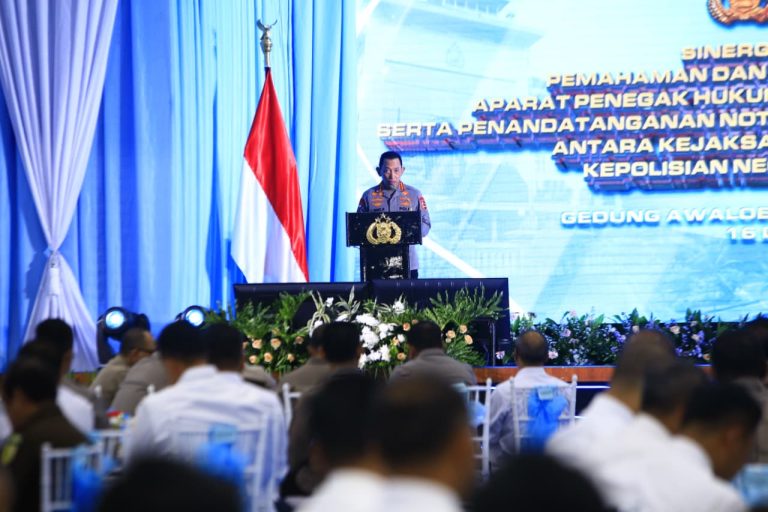 Teken PKS dan MoU, Kapolri Tegaskan Sinergi Polri–Kejaksaan Terapkan KUHP–KUHAP Baru