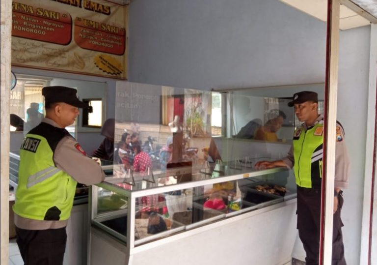 POLSEK NGRAYUN GELAR KRYD PATROLI PRESISI DALAM RANGKA HARKAMTIBMAS