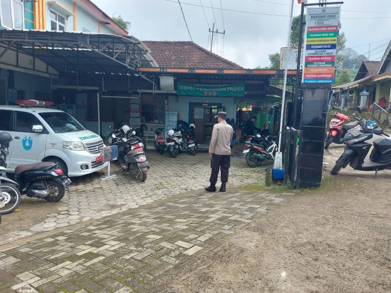 POLSEK PUDAK INTENSIFKAN PATROLI HARKAMTIBMAS KRYD ANTISIPASI GANGGUAN KAMTIBMAS