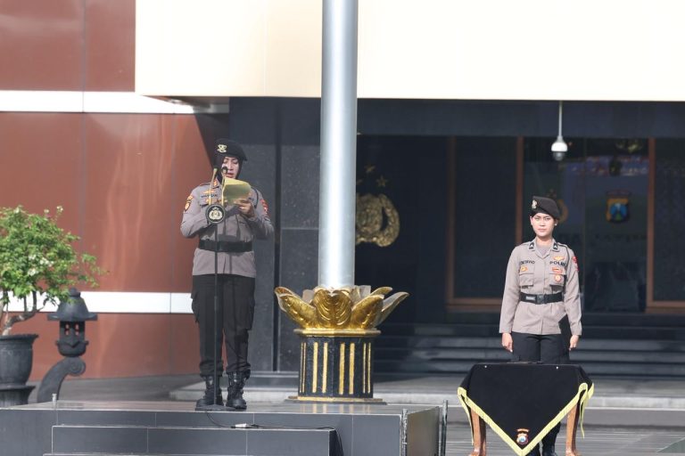 Polda Jatim Peringati Hari Ibu Tekankan Peran Strategis Perempuan Menuju Indonesia Emas 2045
