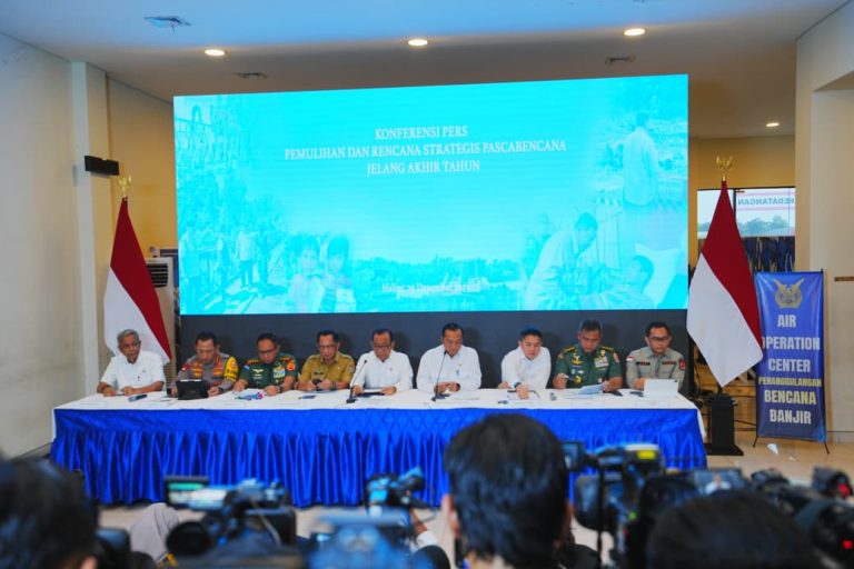 Kapolri Kerahkan 10.759 Personel Tangani Bencana di Sumatera