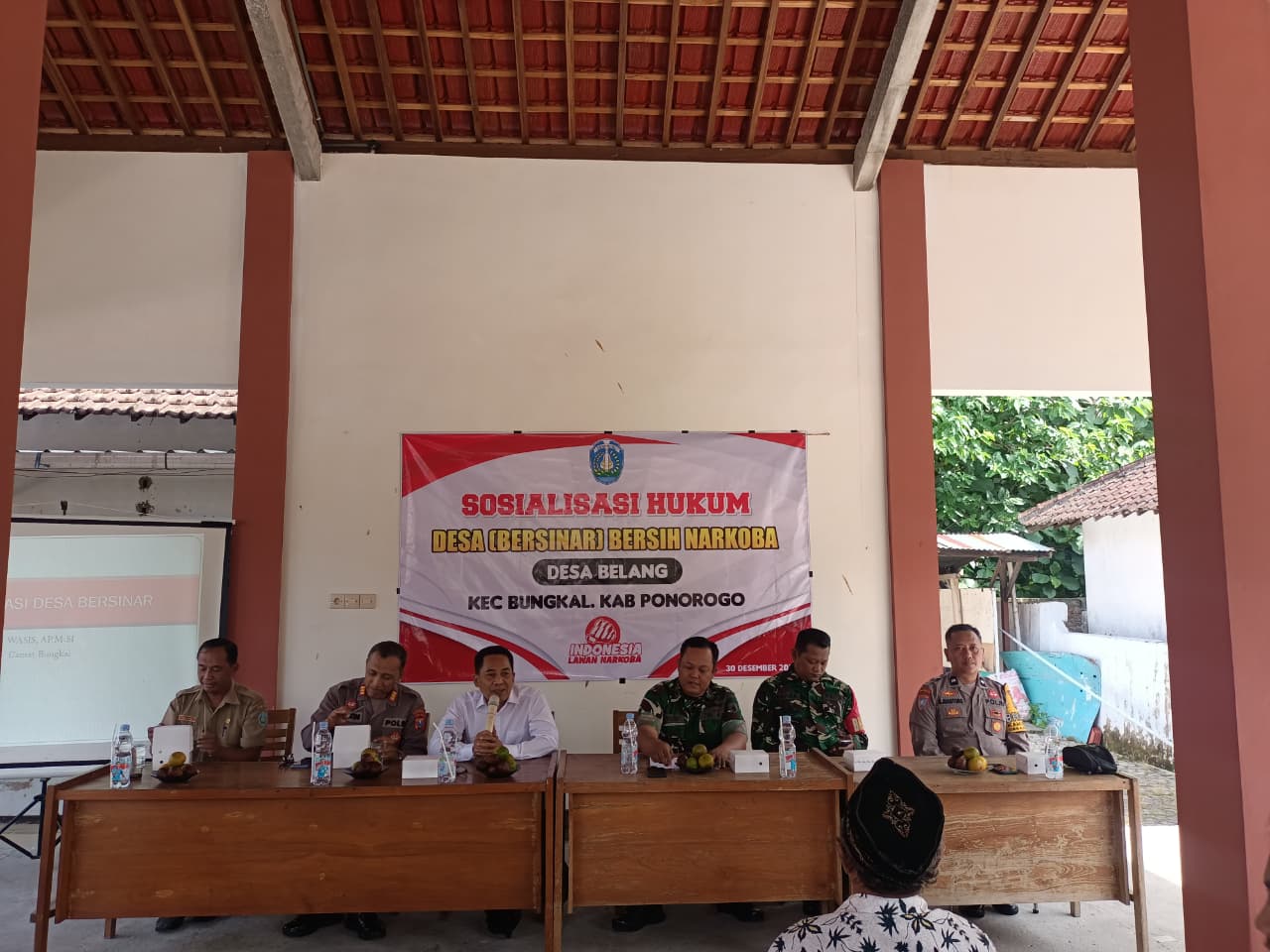 Kapolsek Bungkal Laksanakan Sosialisasi Desa Bersih Narkoba di Desa Belang