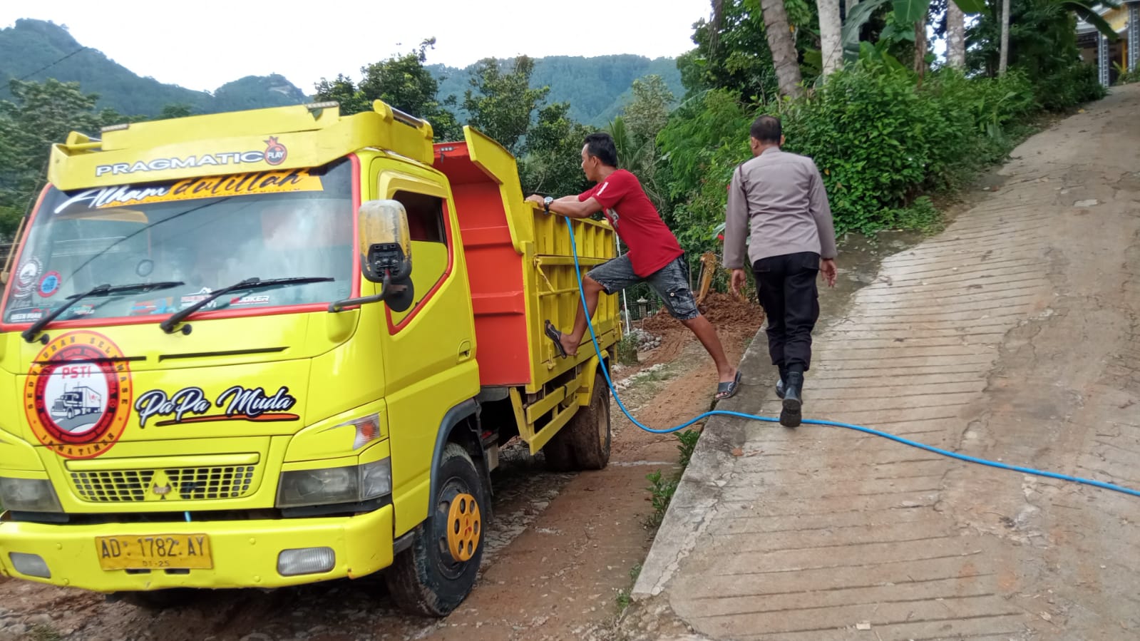 Polsek Ngrayun Tingkatkan KRYD Patroli Presisi Jaga Harkamtibmas