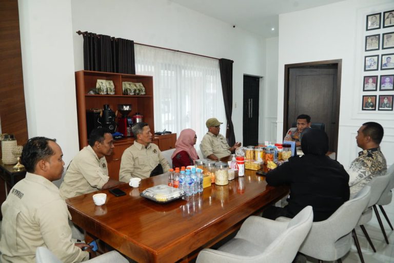 Perkuat Sinergitas, Pengurus PWI Ponorogo Audiensi dengan Kapolres