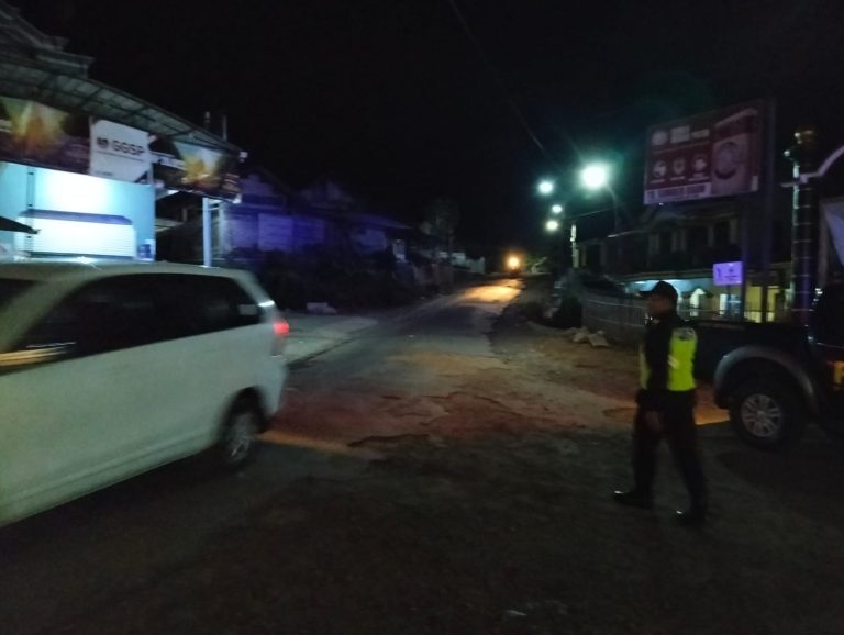 Polsek Pudak Gelar Patroli Presisi Harkamtibmas, Wujudkan Situasi Aman dan Kondusif
