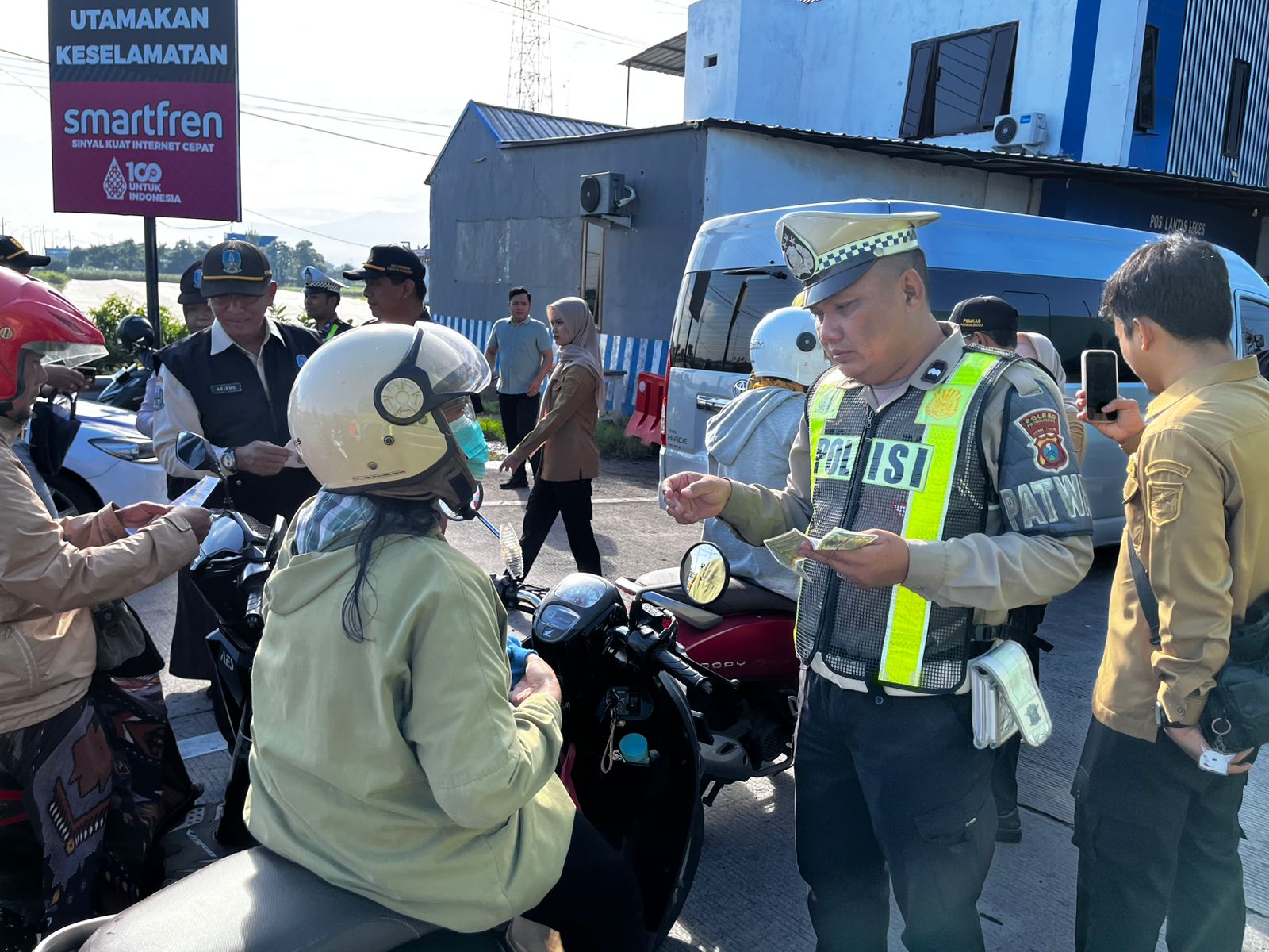 Gelar Ramp Check Angkutan Umum Polres Probolinggo Fokus Wujudkan Keselamatan Lalu Lintas