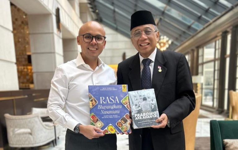 Buku Rasa Bhayangkara Nusantara Hadir Di Amerika Serikat Sebagai Instrumen Diplomasi Kultural Presiden Prabowo