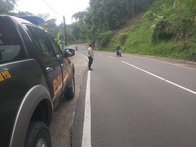 Polsek Slahung Intensifkan Patroli Antisipasi Balap Liar Saat Ngabuburit