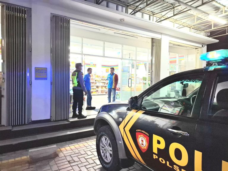 Polsek Jambon Gelar Patroli Blue Light, Antisipasi Balap Liar hingga Bencana Alam