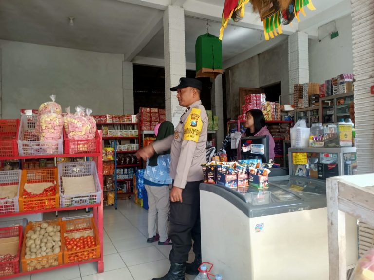 Patroli Presisi Harkamtibmas Polsek Pudak, Situasi Kamtibmas Terpantau Aman dan Kondusif
