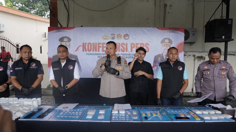 Polres Mojokerto Kota Amankan Barang Bukti Ungkap Narkoba Senilai 1,1 Miliar