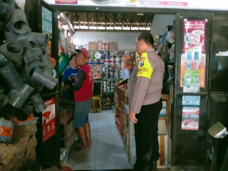 Patroli KRYD Polsek Siman, Tingkatkan Pengawasan dan Antisipasi Gangguan Kamtibmas