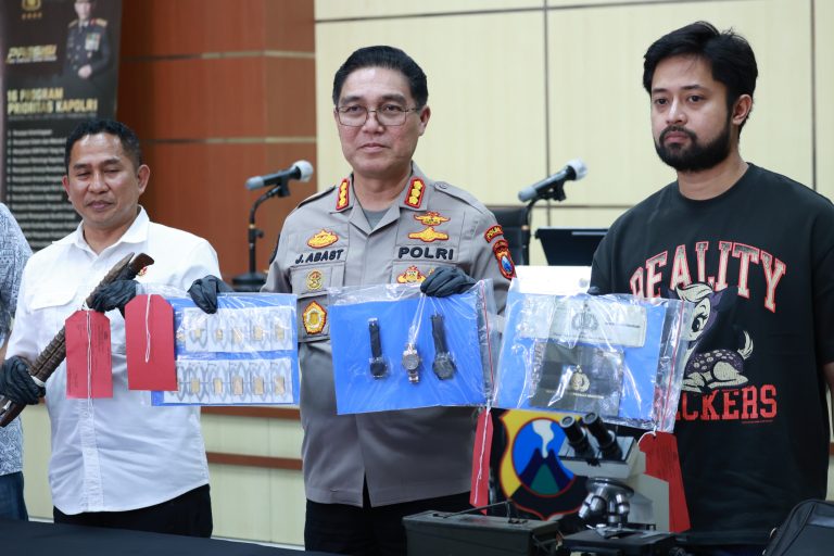 Polda Jatim Bongkar Komplotan Curat Lintas Provinsi, Beraksi di 13 TKP