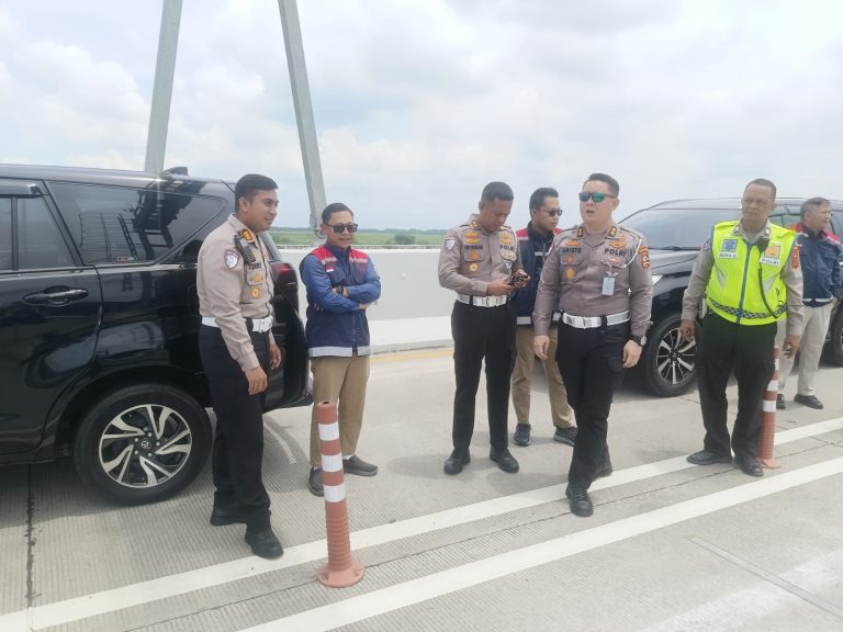 Sinergitas Korlantas Polri Bersama PT Hutama Karya Dalam Mendukung Program Pemerintah Zero Over Dimensi dan Overload 2027