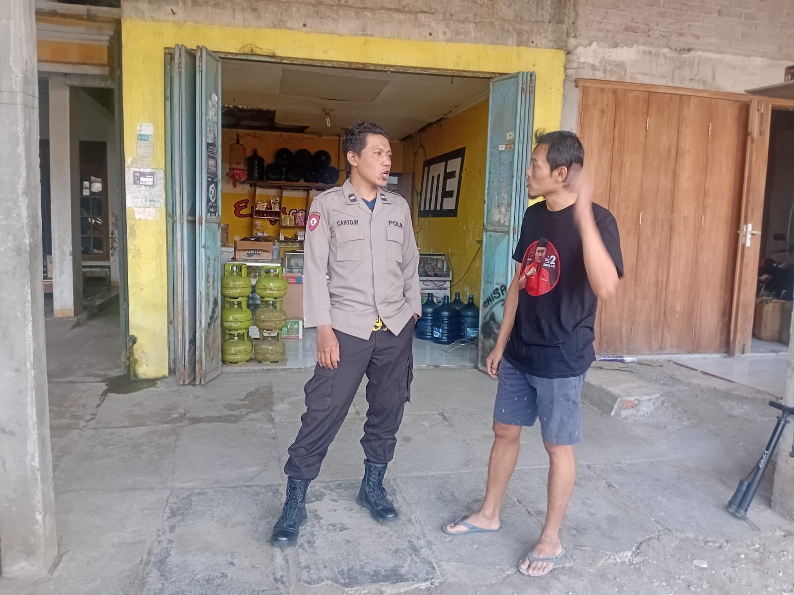 Polsek Bungkal Patroli Presisi KRYD, Sambangi SPBU dan BRI Antisipasi 3C