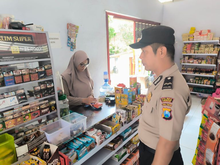 POLSEK SAMPUNG LAKSANAKAN PATROLI HARKAMTIBMAS KRYD ANTISIPASI GANGGUAN KAMTIBMAS