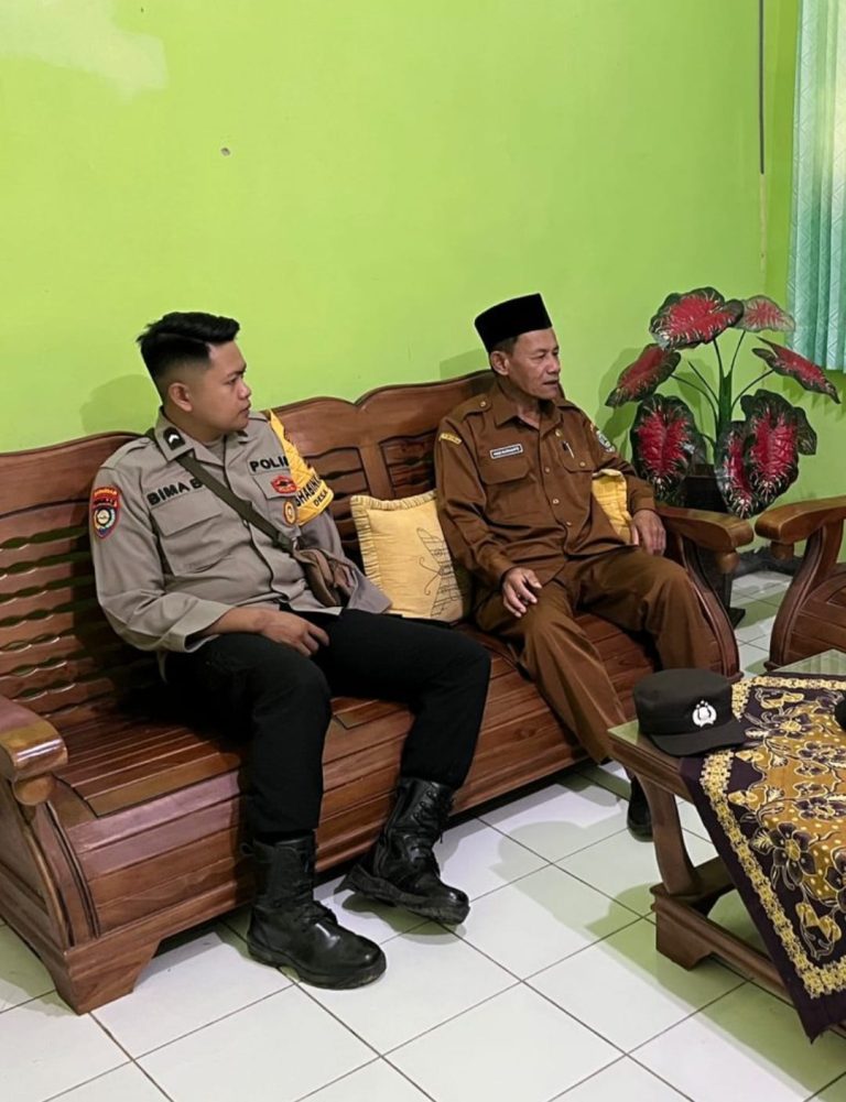 POLSEK SOOKO LAKSANAKAN PATROLI PRESISI KRYD ANTISIPASI 3C DI WILAYAH HUKUM POLSEK SOOKO